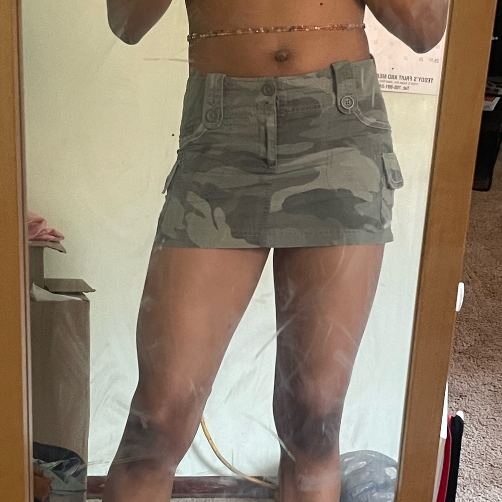 Camo cargo mini skirt